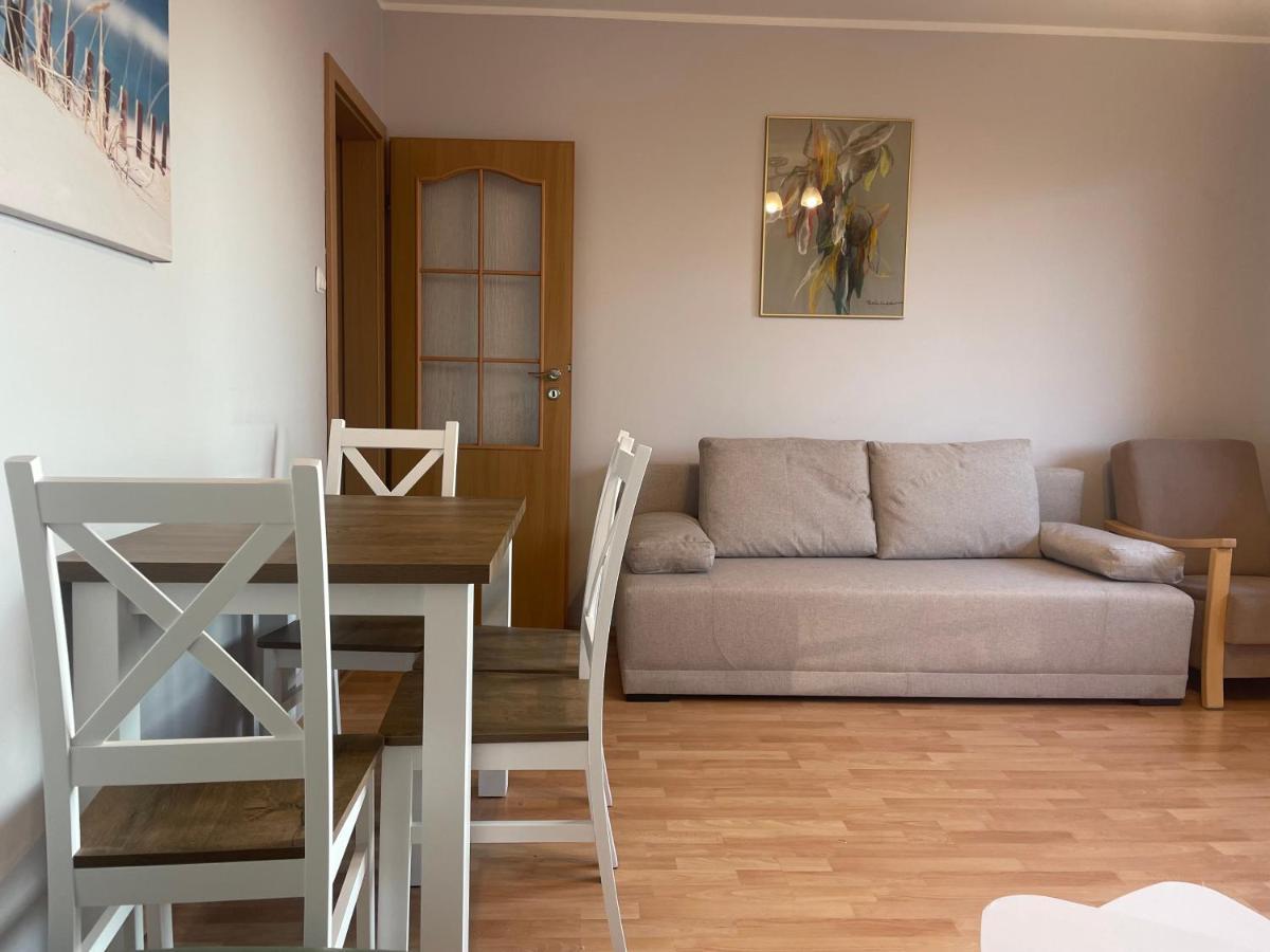Wolin-Travel Apartament Dom Przy Parku Miedzyzdroje Kültér fotó