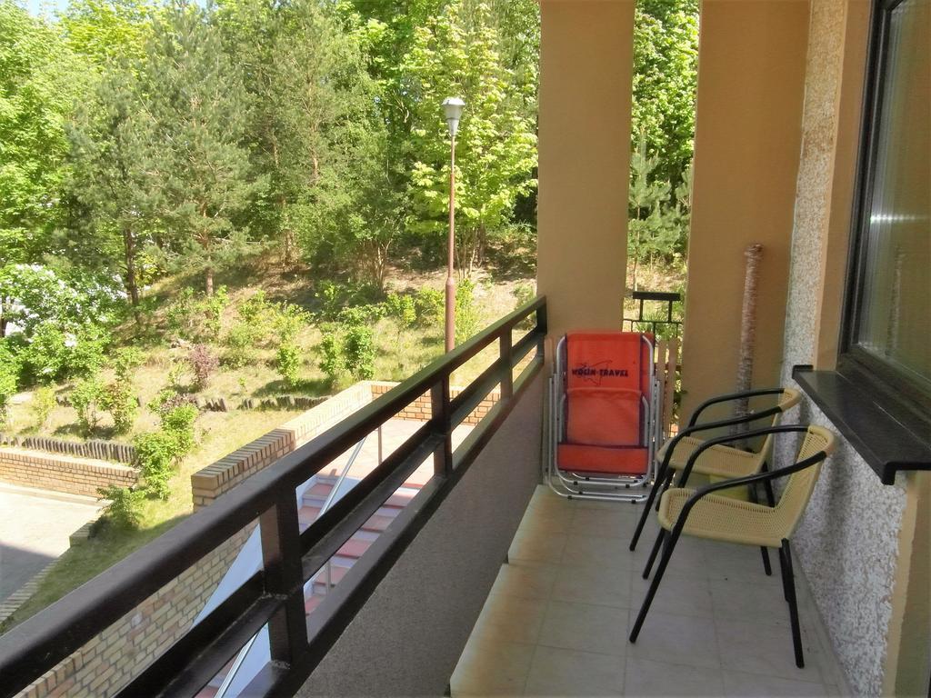 Wolin-Travel Apartament Dom Przy Parku Miedzyzdroje Kültér fotó
